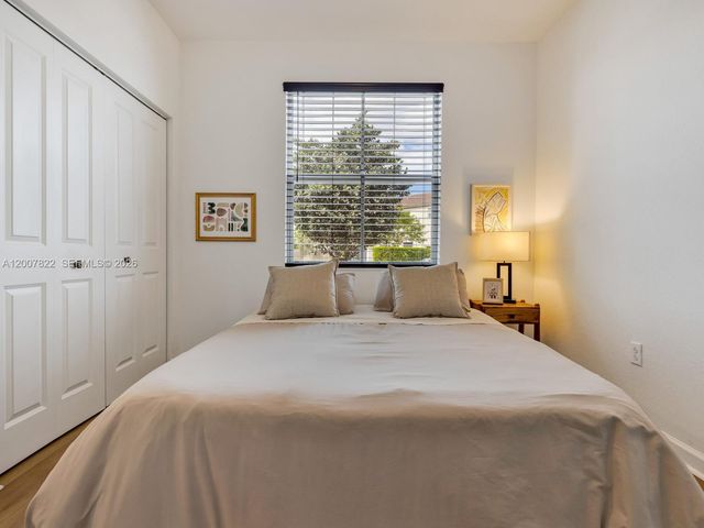 2349 NW 122nd Ter, Miami, FL 33167