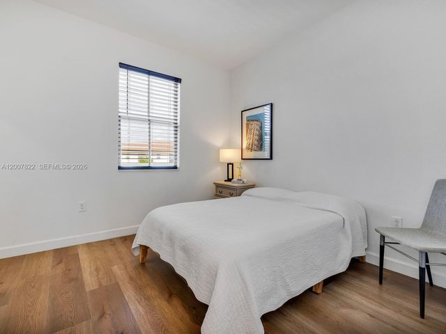 2349 NW 122nd Ter, Miami, FL 33167