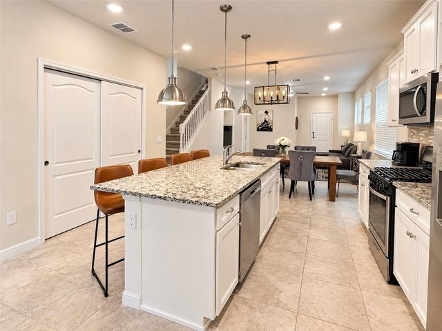 7328 OAKMOSS LOOP, Davenport, FL 33837