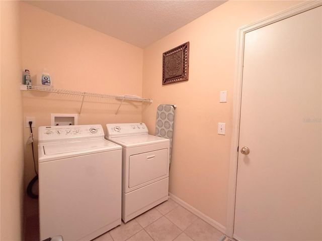 5600 S SPARROW HAWK COURT, Zephyrhills, FL 33541