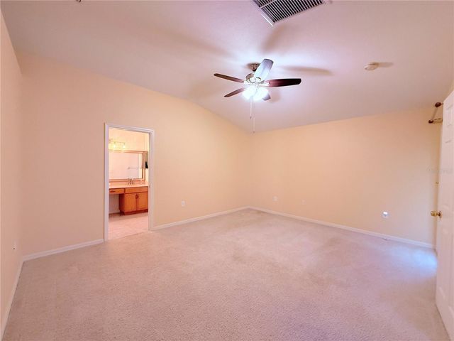 5600 S SPARROW HAWK COURT, Zephyrhills, FL 33541