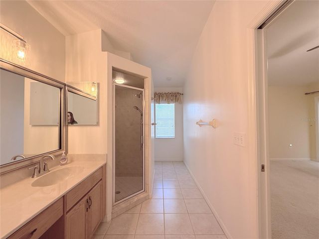 5600 S SPARROW HAWK COURT, Zephyrhills, FL 33541