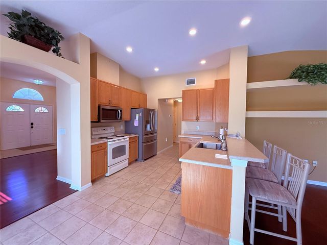 5600 S SPARROW HAWK COURT, Zephyrhills, FL 33541