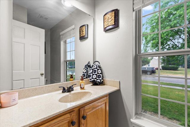 871 N Sandy LANE, Elkhorn, WI 53121