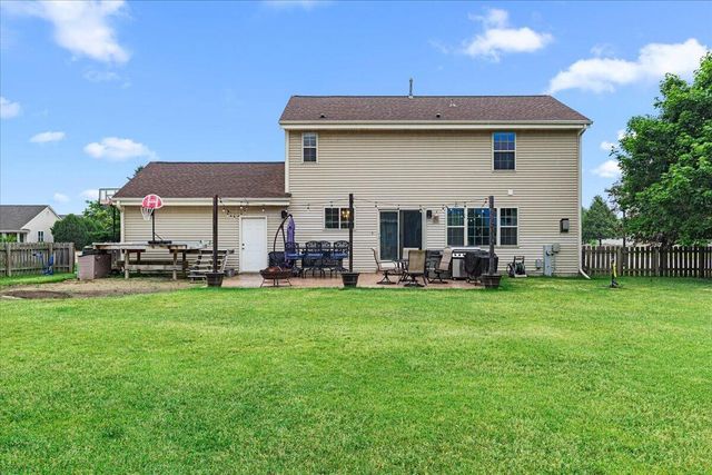 871 N Sandy LANE, Elkhorn, WI 53121