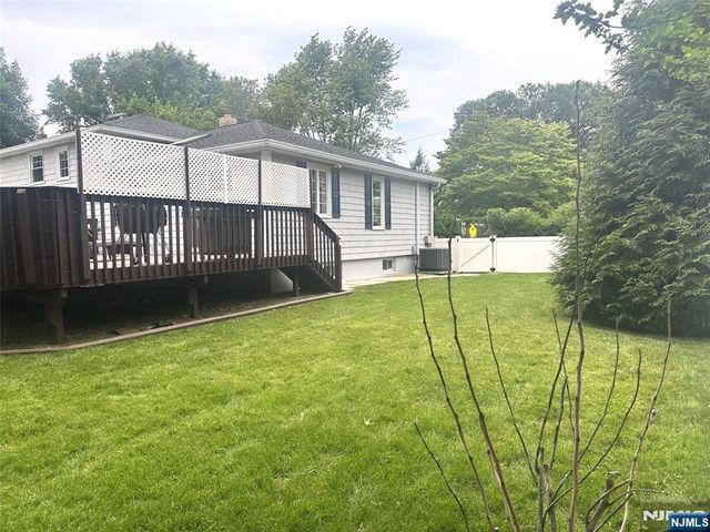 136 Grand Street, New Milford, NJ 07646