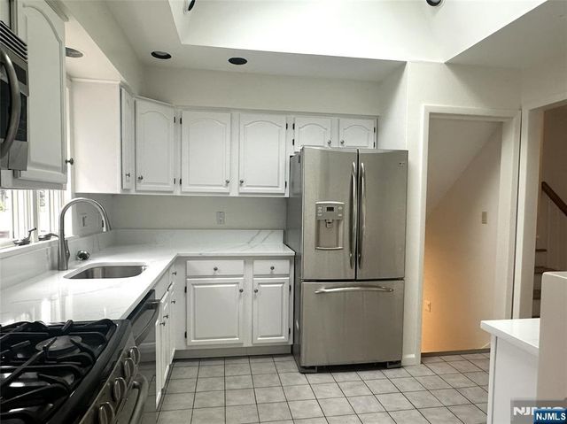 136 Grand Street, New Milford, NJ 07646