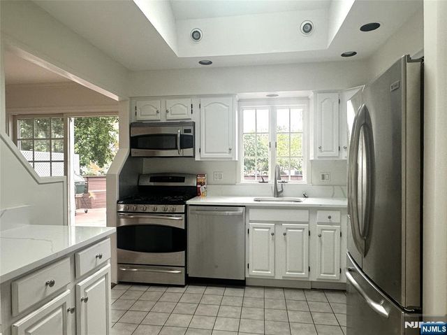 136 Grand Street, New Milford, NJ 07646