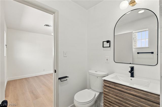 1208 Sandy Cove Street, Las Vegas, NV 89110