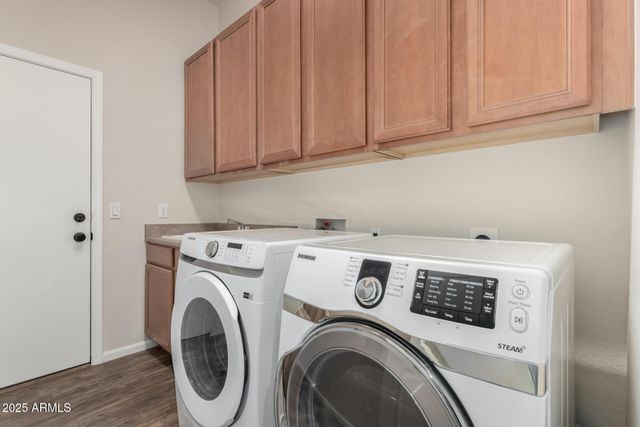 2740 S HONEYSUCKLE Lane, Gilbert, AZ 85295