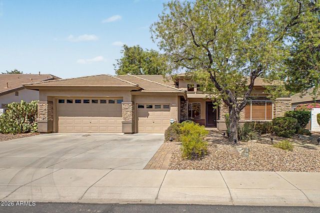 2740 S HONEYSUCKLE Lane, Gilbert, AZ 85295