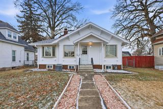 2748 12th Avenue, Moline, IL 61265