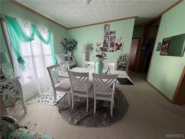 4104 Seneca 4104, Niagara, NY 14304