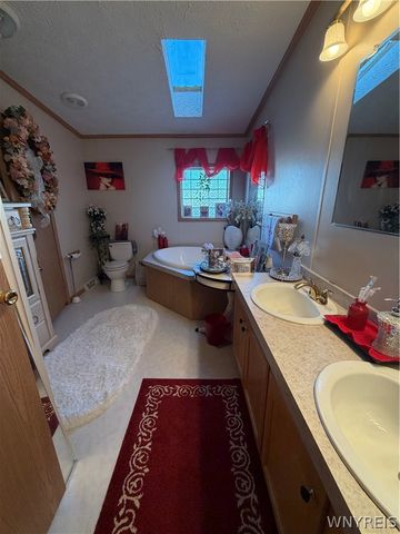 4104 Seneca 4104, Niagara, NY 14304