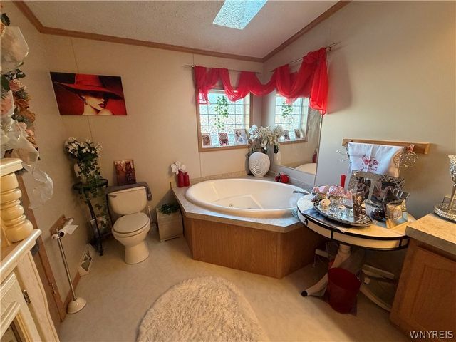 4104 Seneca 4104, Niagara, NY 14304