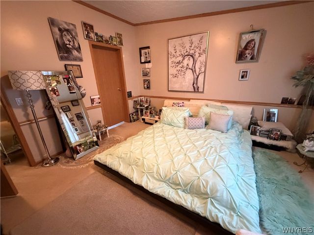 4104 Seneca 4104, Niagara, NY 14304