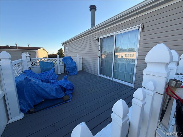 4104 Seneca 4104, Niagara, NY 14304