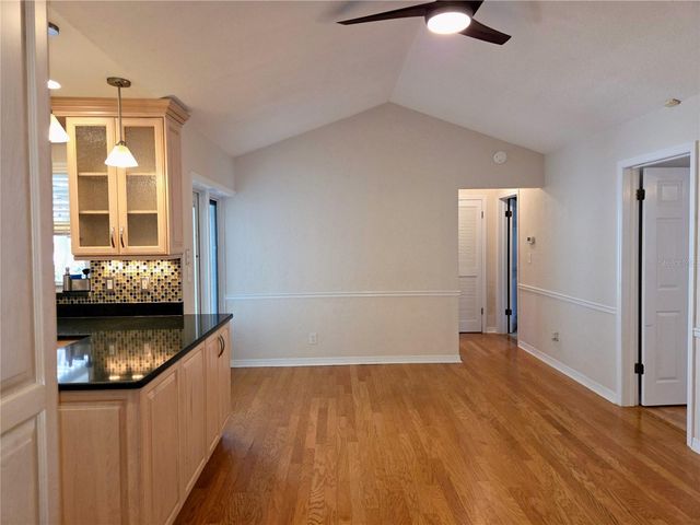 9071 RIDGE ROAD, Seminole, FL 33772