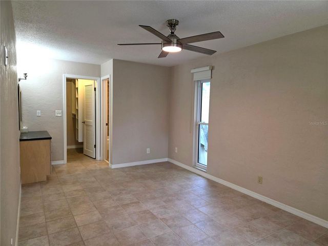 9071 RIDGE ROAD, Seminole, FL 33772
