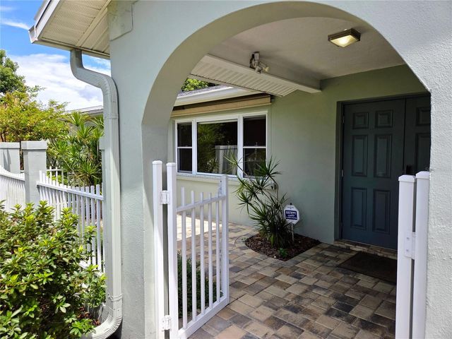 9071 RIDGE ROAD, Seminole, FL 33772