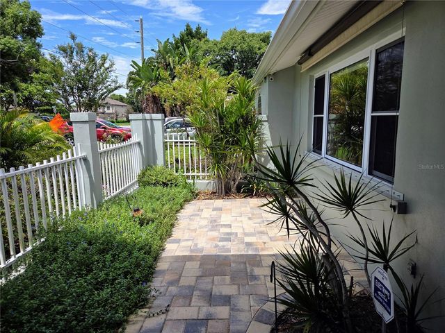 9071 RIDGE ROAD, Seminole, FL 33772
