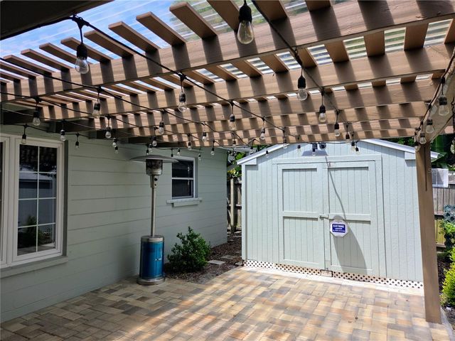 9071 RIDGE ROAD, Seminole, FL 33772