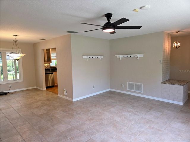 9071 RIDGE ROAD, Seminole, FL 33772