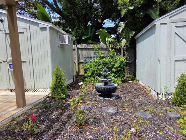9071 RIDGE ROAD, Seminole, FL 33772