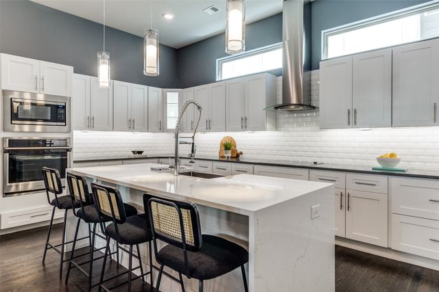 3170 Carmel Street 103, Dallas, TX 75204