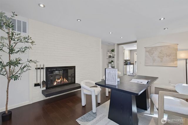 15611 SE 24th Street, Bellevue, WA 98008