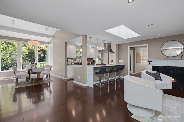 15611 SE 24th Street, Bellevue, WA 98008