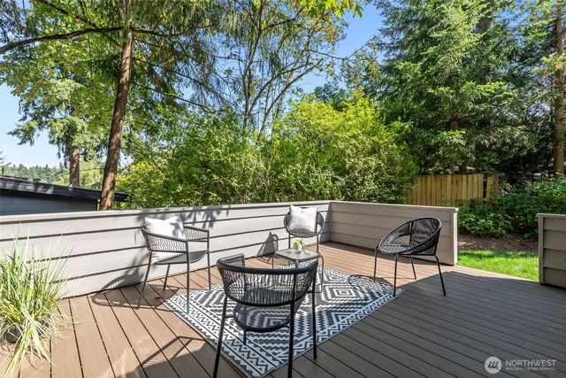 15611 SE 24th Street, Bellevue, WA 98008