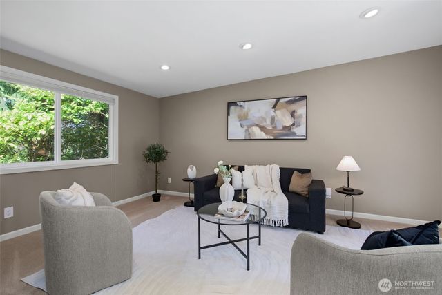 15611 SE 24th Street, Bellevue, WA 98008