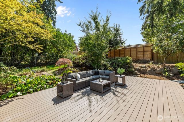 15611 SE 24th Street, Bellevue, WA 98008