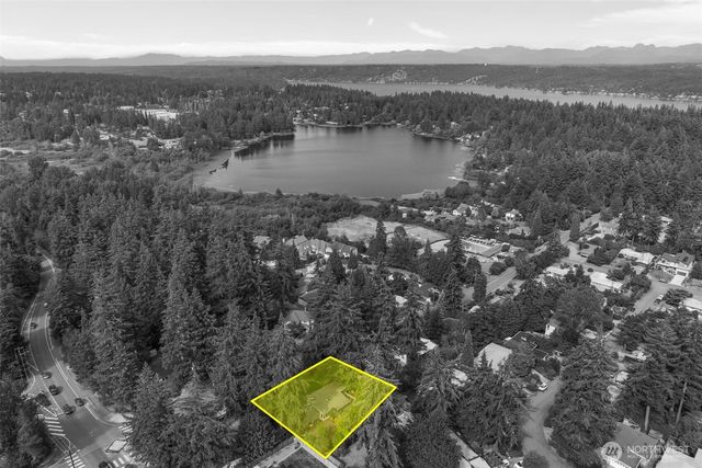 15611 SE 24th Street, Bellevue, WA 98008