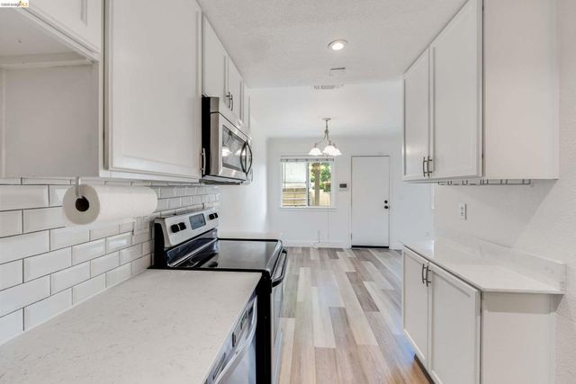 3641 Clayton Rd 37, Concord, CA 94521