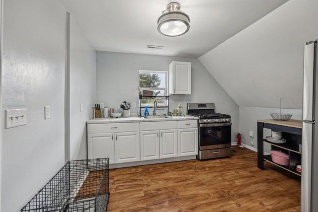 3468 N Richards STREET, Milwaukee, WI 53212