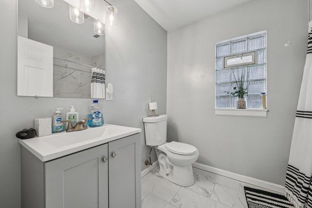 3468 N Richards STREET, Milwaukee, WI 53212