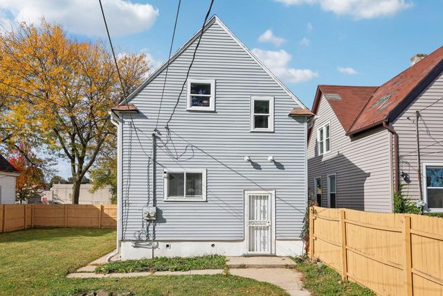 3468 N Richards STREET, Milwaukee, WI 53212