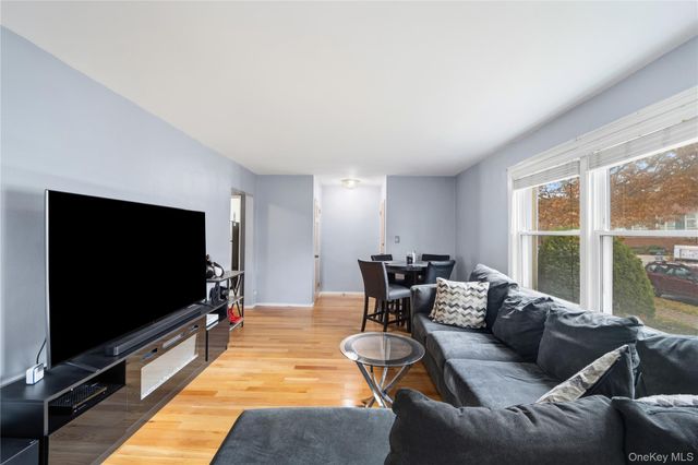 252-01 72nd Avenue Lower, Bellerose, NY 11426