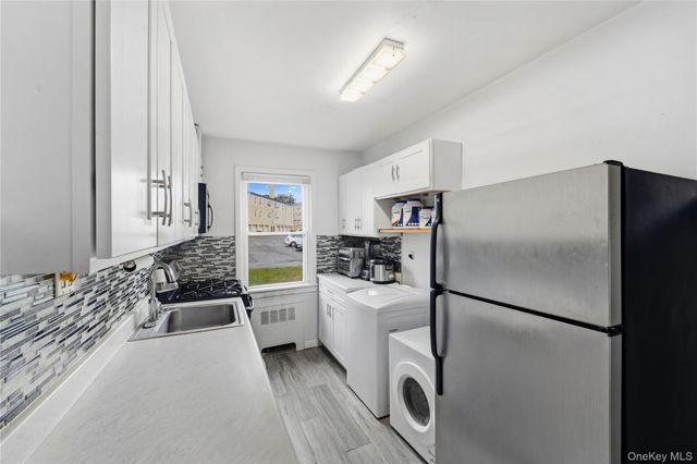 252-01 72nd Avenue Lower, Bellerose, NY 11426