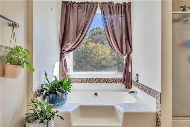 105 Teel Brooke RD, Rocky Mount, VA 24151