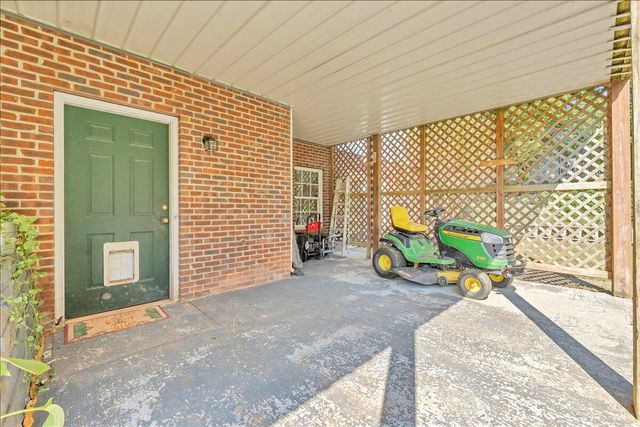 105 Teel Brooke RD, Rocky Mount, VA 24151