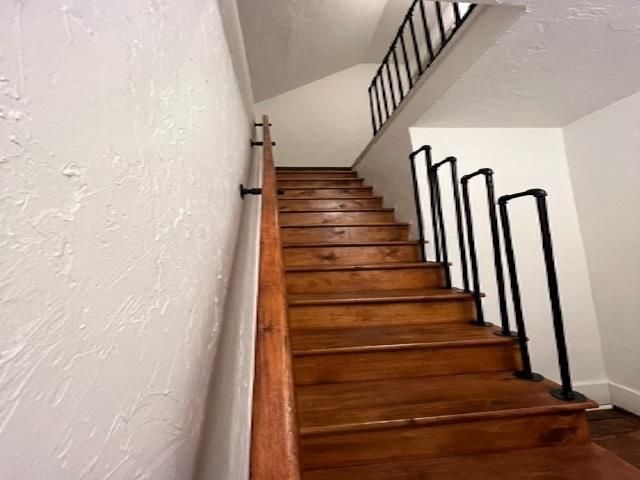 1134 MADISON AVENUE, Marinette, WI 54143