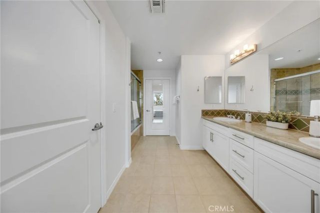 931 E Walnut 307, Pasadena, CA 91106