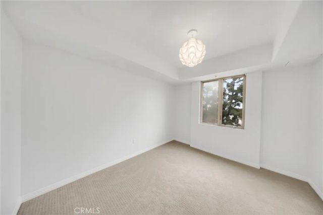 931 E Walnut 307, Pasadena, CA 91106