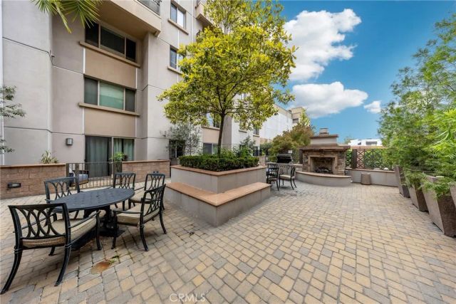 931 E Walnut 307, Pasadena, CA 91106