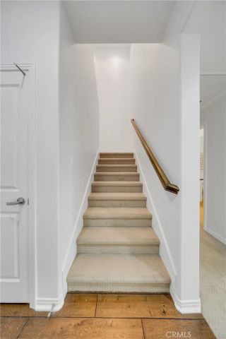 931 E Walnut 307, Pasadena, CA 91106
