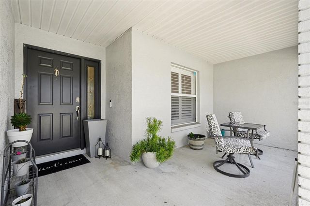 2333 TOWERING OAKS CIRCLE, Seffner, FL 33584