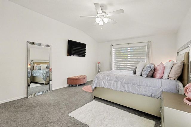 2333 TOWERING OAKS CIRCLE, Seffner, FL 33584